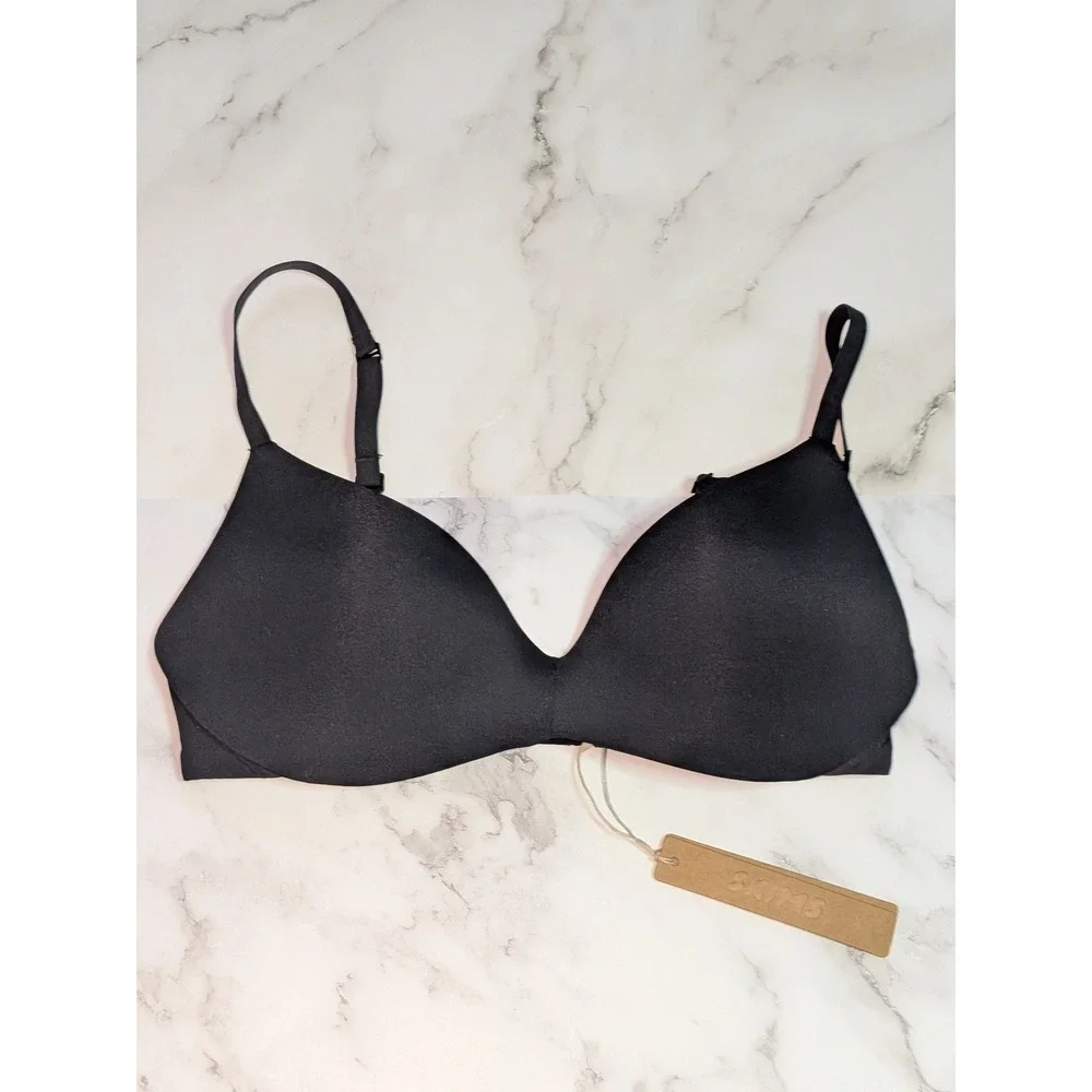 SKIMS Wireless Form Push Up Plunge Bra Onyx Black BR-WRL-1891 Size 32C NWT